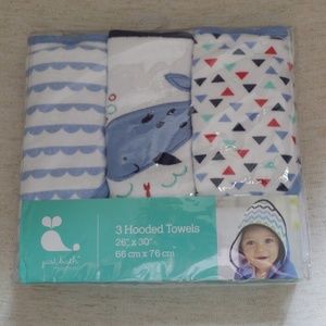Set of 3 hooded towels
